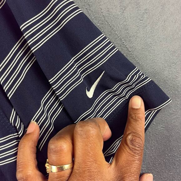 Nike Men's Medium Golf Polo Tour Performance Dri-Fit Horizontal Lines Shirt Prep - Picture 7 of 10